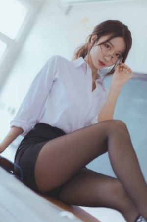女初中生_4K韩国电影在线观看
